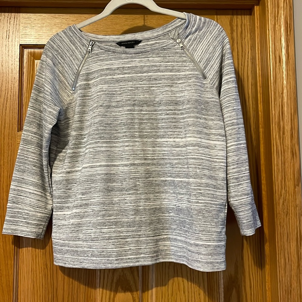 Banana Republic Gray Space Dye Zipper Crewneck 3/4 Sleeve Top Size Small